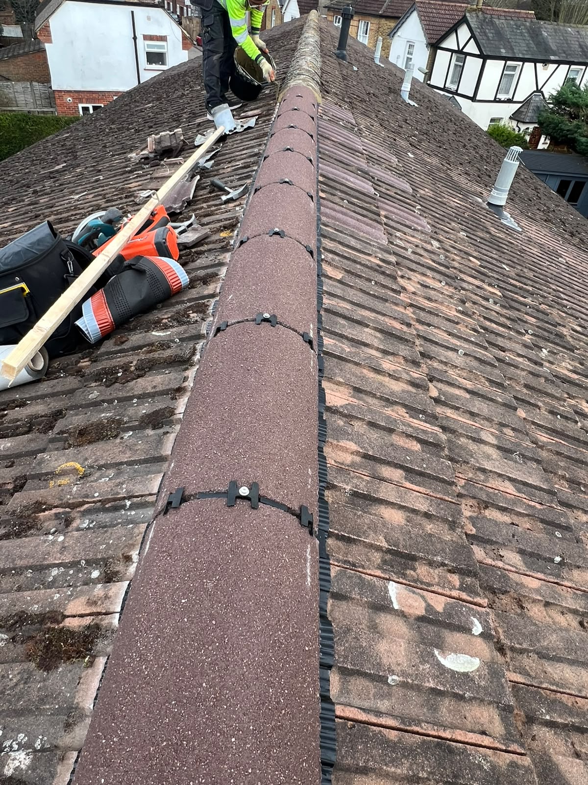 Ridge tile work